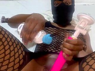 can this curvy teen fuck her huge dildo till she squirts?