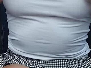 while my boyfriend drives i tease with dildo and cum all over his carseat...