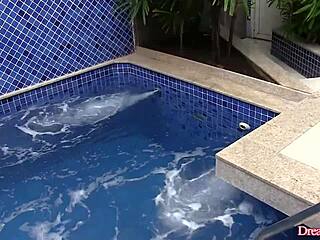 sultry tranny nicolly pantoja takes young guy's cock deep in butt bareback