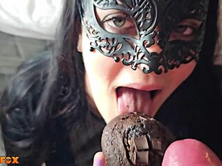 amateur milf eats thick cum glazed muffin food fetish swallow
