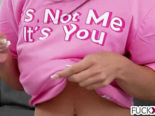 hey daisy phoenix is squirting hard to beat this crazy heat right?