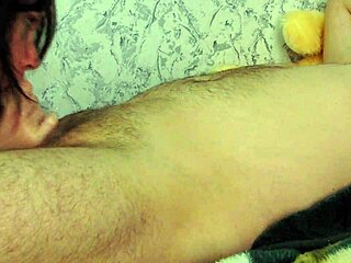 helg loves slurping up that fresh creampie outdoors in public