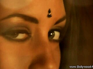 beautiful indian babe seduces with teasing nude dance 😘🔥