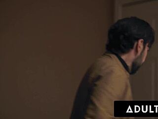 Lulu Chu possessed by succubus, she deepthroats doctor in mmf exam!