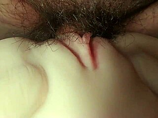 Fucking her pussy in spare time easy 😜