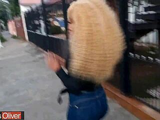 Ei, essa gostosa perfeita no anal com o novinho dotado faz orgasmar!