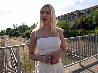 first time anal feels so good vivian lola