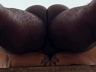 Pedreiro fucks fat friend raw in favela construction site!