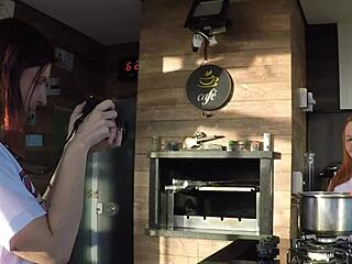 O Ensaio Sensual Na Cozinha Virou Creampie Com Big Tits Latina Assistente - Quer Ver?