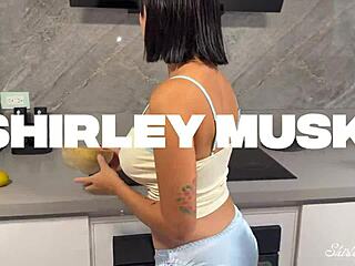 stepdaughter's morning boost: pounding her tight pussy fixes cold peaks hard