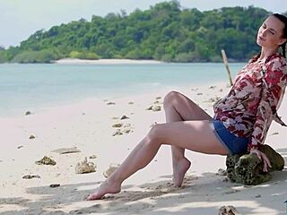 two hot ukrainian milfs jana bubu & elina strip & tease 😍🔥