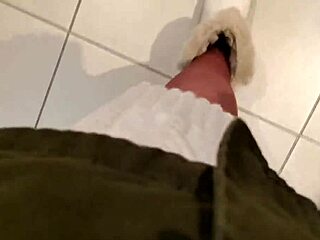 Italian stepmom flashes ass pussy in dressing room
