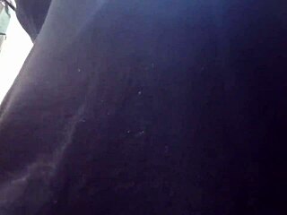 Italian stepmom flashes ass pussy in dressing room