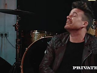 wanna see six mouths sucking one huge stallion cock?