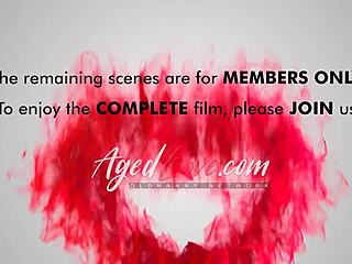 Wendy mature attire voisin musclé séduction secrète