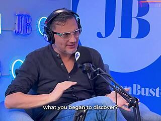 Kinky Colombian Mayraoficial Squirts Hard On Sybian Machine