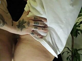 Secret Fuck with Curvy Ex Behind New Girlfriend