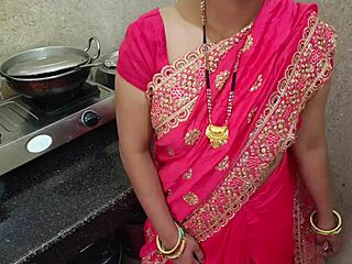 Newlywed Housewife Rides Stepbrother Cowgirl in Bedroom Creampie