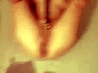 venezuelan perrita takes anal like a pro