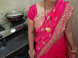 Newlywed Housewife Rides Stepbrother Cowgirl in Bedroom Creampie