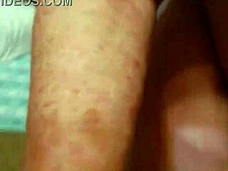 Burglar blasts massive facial on Dawnskye1962's face in IR roleplay!