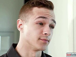 jade venus fucks babe while getting analled hard