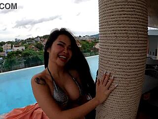 Antonio Raw Fucks Picked-Up Asian Babe Outdoors Hard