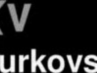 street pickup artist meets basketball player... sparks fly? 😏🏀