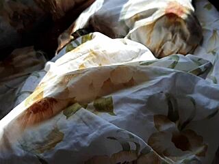 big ass pussy reaches powerful orgasm