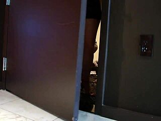 Rome Major Pounds Carmen Valentina's Big Ass in Threesome