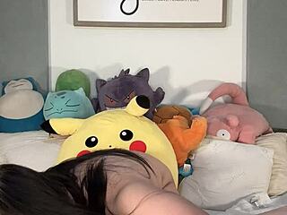 Latino exhibitionists couple FLASHES ass then FUCKS to orgasm