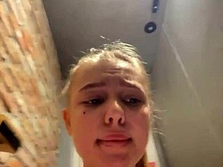 Horny Teens Fuck Hardcore Outdoors with Toys to Explosive Orgasms