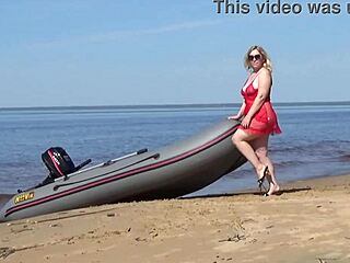 juicy milf ass begs for beach fingering and tit play?