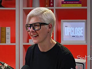 wow leana lovings is the cutest nerdy pornstar with glasses and curls 😍 interview time!