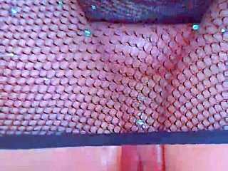 Şiş amı balık çorapla bbc'ye gerilmiş görmek ister misin?