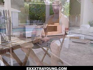 LIZ JORDAN Stops Toys for Michael Swayze's Big Cock Deepthroat Lesson