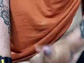 Josu� Hunts Mature Cum Lovers in Steamy Encounters