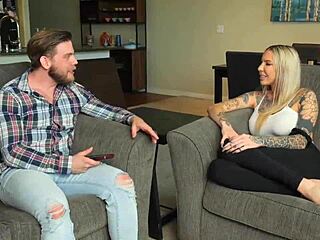 Slut stepsis Cassidy Luxe gapes tight anal on Christmas Steve Rickz