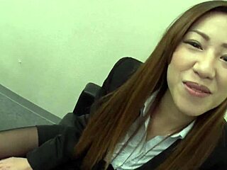 i'm nailing my busty asian boss kanna kitayama office blowjob