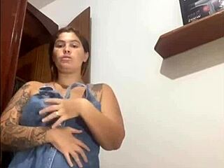 i love flashing my body to get cocks hard and wet