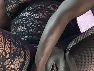 ebony milf squirts multiple times on huge sex machine?