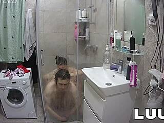 love cunnilingus? watch her orgasm hard post-shower on cam!