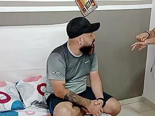 mi hijastra prueba salsas en verga follo coño leche squirting