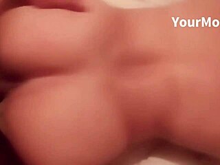 i love this delicious compliant milf chelita pussy and ass