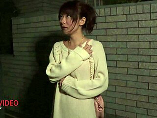 Miu Suzuha si nechá vášnivě ošukat bez kondomu juniorem doma