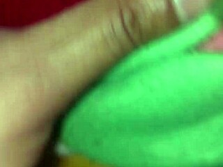 I get turned on by Hindi audio of hot pussy fucking in cold