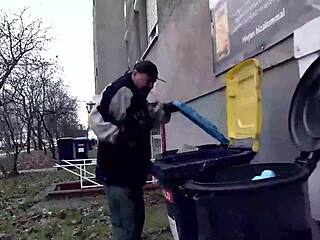 granny overwhelmed by extreme fat pounding