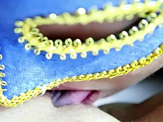 น้องนิว sucks cock then gets pussy licked amateur asian creampie