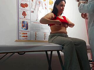 Doctor fingers patient's asshole then pounds her wet?