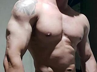 What if a muscular brazilian bodybuilder fucked this athletic homemade mature?